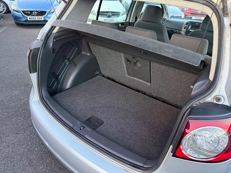 Volkswagen Golf Plus 1.6 FSI SE 5dr 5dr Manual 2006