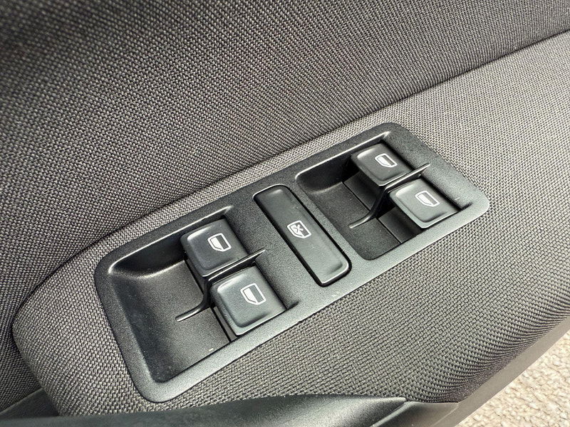 Volkswagen Polo 1.2 TSI BlueMotion Tech Match Hatchback 5dr Petrol DSG Euro 6 (s/s) (90 ps) 5dr Automatic 2015