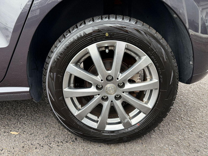 Volkswagen Polo 1.2 TSI BlueMotion Tech Match Hatchback 5dr Petrol DSG Euro 6 (s/s) (90 ps) 5dr Automatic 2015