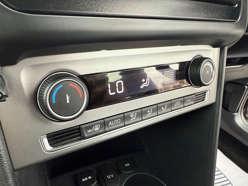 Volkswagen Polo 1.2 TSI BlueMotion Tech SE Design DSG Euro 6 (s/s) 5dr 5dr Automatic 2015