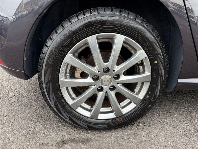 Volkswagen Polo 1.2 TSI BlueMotion Tech SE Design DSG Euro 6 (s/s) 5dr 5dr Automatic 2015