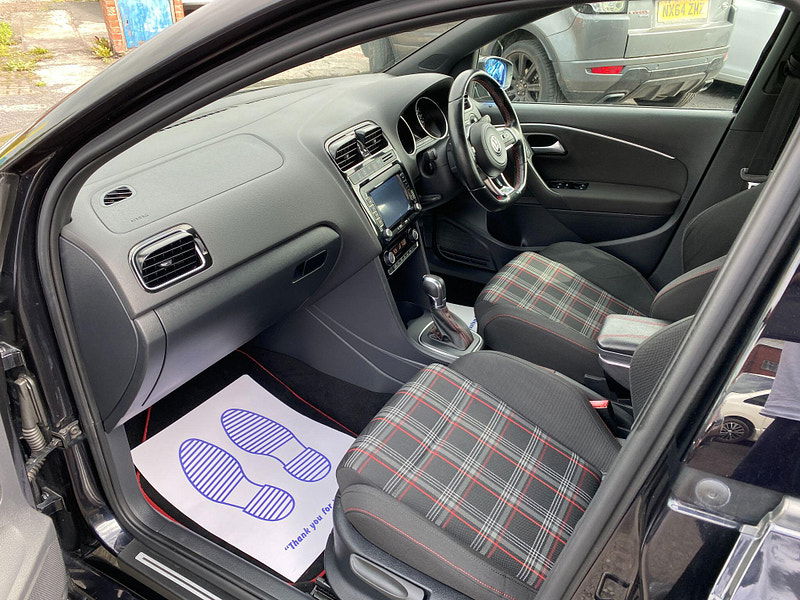 Volkswagen Polo 1.8 TSI BlueMotion Tech GTI DSG Euro 6 (s/s) 5dr 5dr Automatic 2015