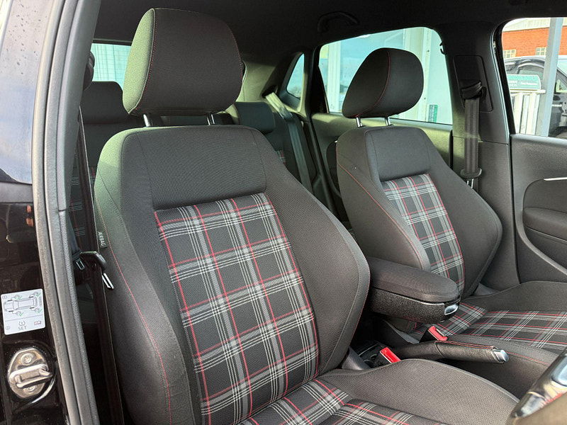 Volkswagen Polo 1.8 TSI GTI DSG Euro 6 (s/s) 5dr 5dr Automatic 2017