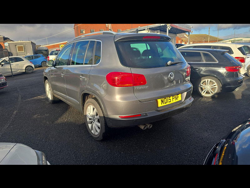 Volkswagen Tiguan 2.0 TDI BlueMotion Tech Match 4WD Euro 6 (s/s) 5dr 5dr Manual 2015