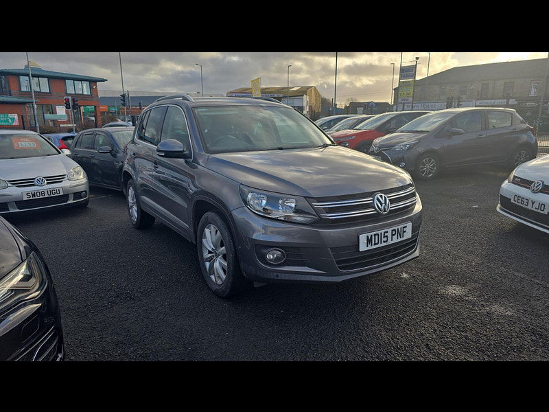 Volkswagen Tiguan 2.0 TDI BlueMotion Tech Match 4WD Euro 6 (s/s) 5dr 5dr Manual 2015