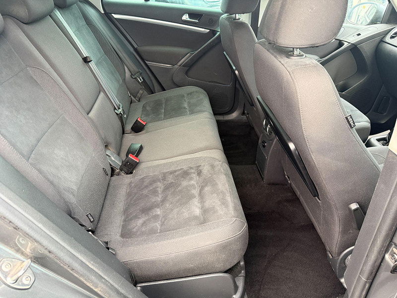 Volkswagen Tiguan 2.0 TDI BlueMotion Tech Match 4WD Euro 6 (s/s) 5dr 5dr Manual 2015