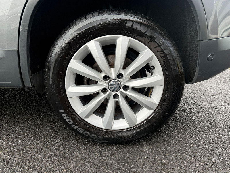 Volkswagen Tiguan 2.0 TDI BlueMotion Tech Match 4WD Euro 6 (s/s) 5dr 5dr Manual 2015