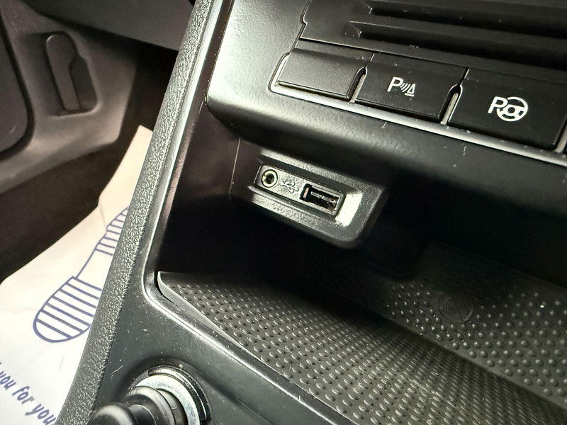 Volkswagen Tiguan 2.0 TDI BlueMotion Tech Match 4WD Euro 6 (s/s) 5dr 5dr Manual 2015