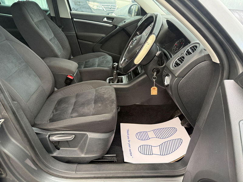 Volkswagen Tiguan 2.0 TDI BlueMotion Tech Match 4WD Euro 6 (s/s) 5dr 5dr Manual 2015