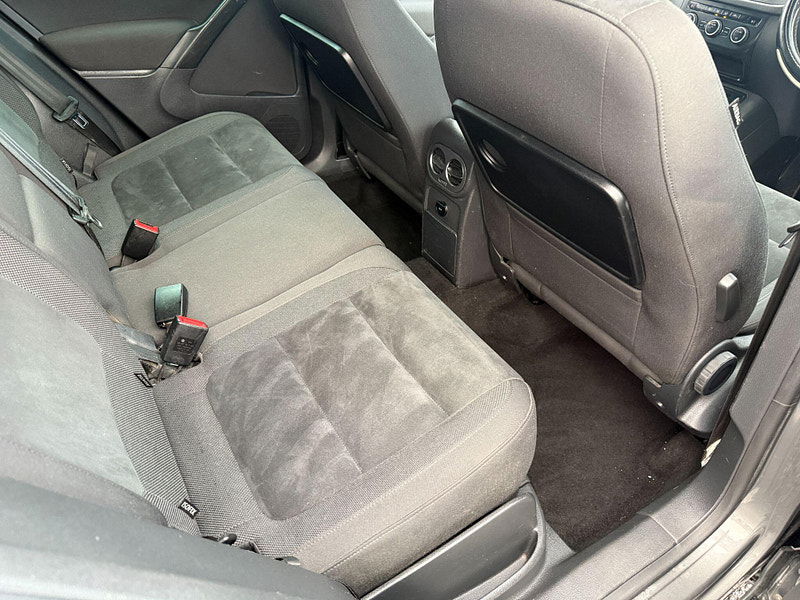 Volkswagen Tiguan 2.0 TDI BlueMotion Tech Match 4WD Euro 6 (s/s) 5dr 5dr Manual 2015