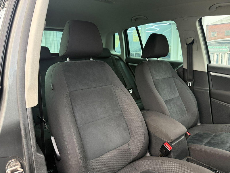 Volkswagen Tiguan 2.0 TDI BlueMotion Tech Match 4WD Euro 6 (s/s) 5dr 5dr Manual 2015