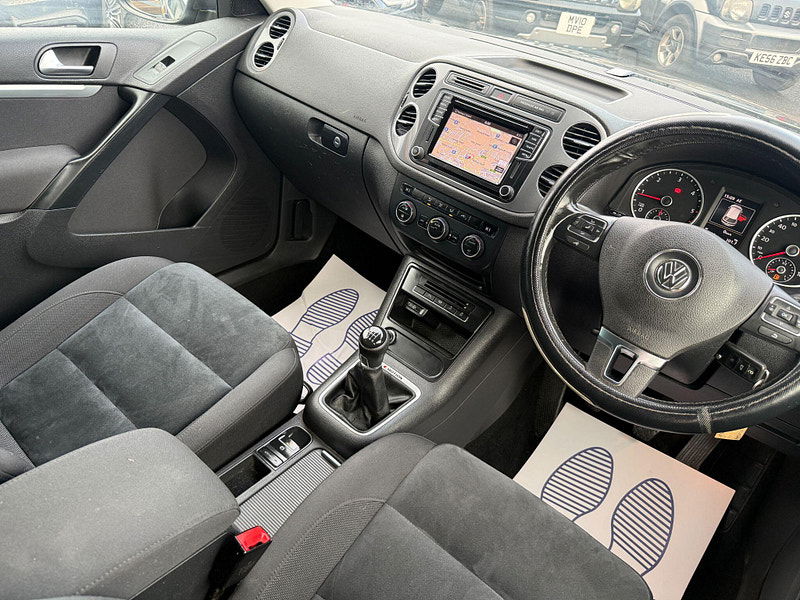 Volkswagen Tiguan 2.0 TDI BlueMotion Tech Match 4WD Euro 6 (s/s) 5dr 5dr Manual 2015