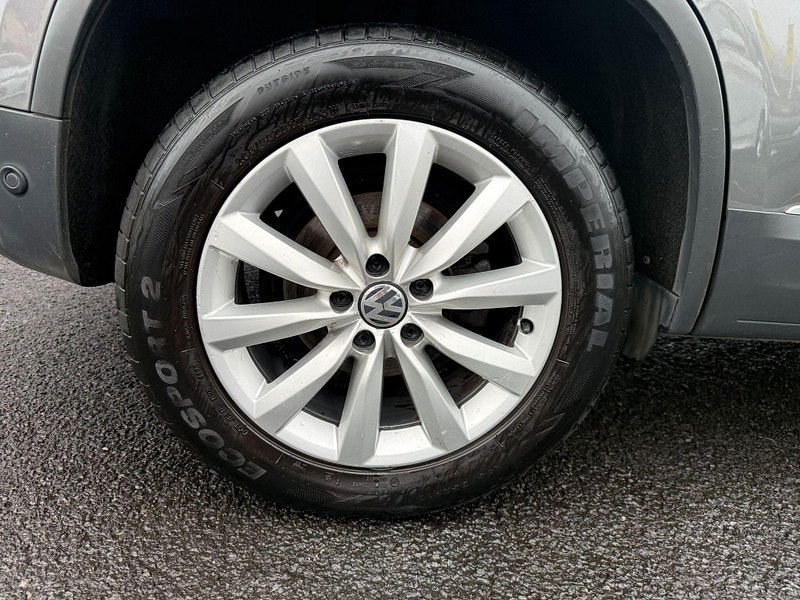 Volkswagen Tiguan 2.0 TDI BlueMotion Tech Match 4WD Euro 6 (s/s) 5dr 5dr Manual 2015