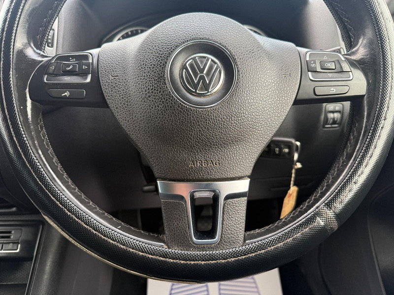 Volkswagen Tiguan 2.0 TDI BlueMotion Tech Match 4WD Euro 6 (s/s) 5dr 5dr Manual 2015