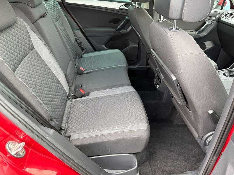 Volkswagen Tiguan 2.0 TDI SE Navigation DSG Euro 6 (s/s) 5dr 5dr Automatic 2018