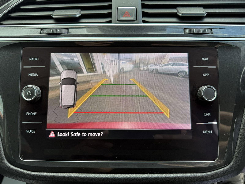 Volkswagen Tiguan 2.0 TDI SE Navigation DSG Euro 6 (s/s) 5dr 5dr Automatic 2018
