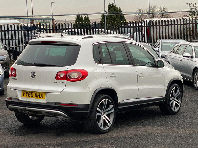 Volkswagen Tiguan 2.0 TDI Summit DSG 4WD Euro 5 5dr 5dr Automatic 2010