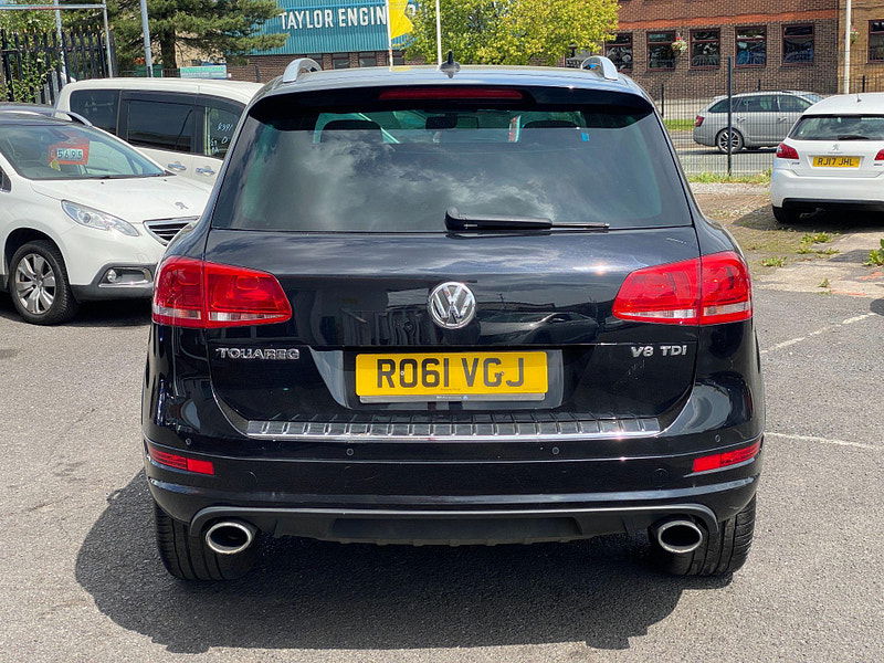 Volkswagen Touareg 4.2 TDI V8 Altitude Tiptronic 4WD Euro 5 5dr 5dr Automatic 2011