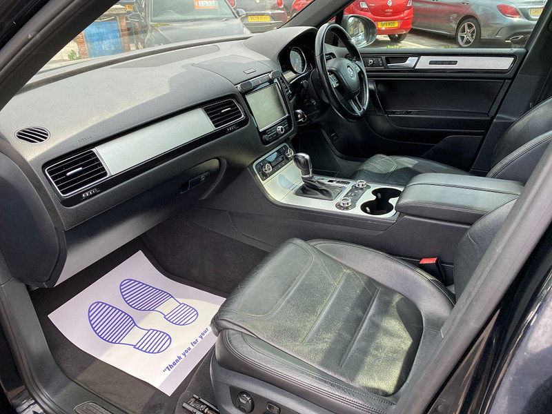 Volkswagen Touareg 4.2 TDI V8 Altitude Tiptronic 4WD Euro 5 5dr 5dr Automatic 2011