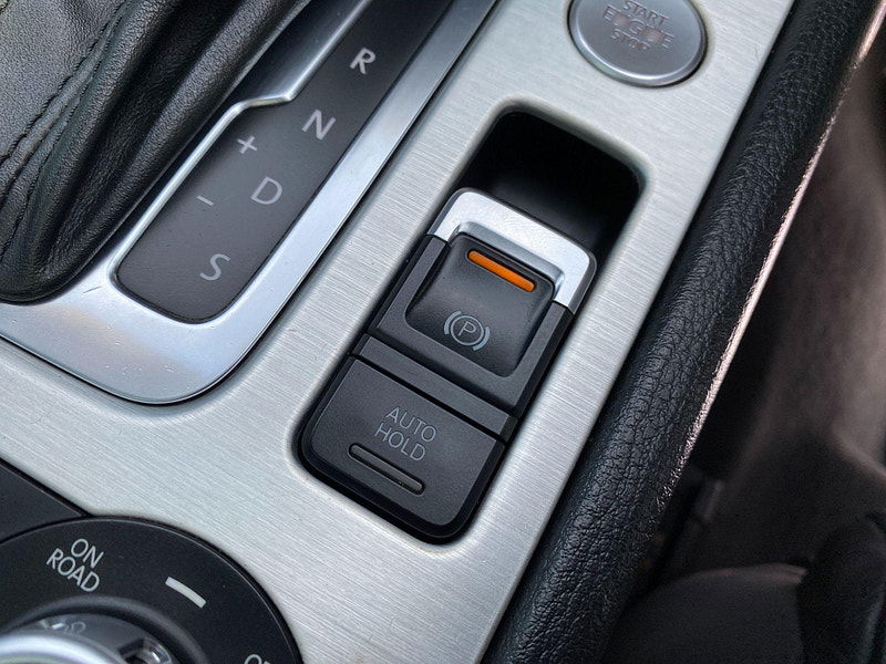 Volkswagen Touareg 4.2 TDI V8 Altitude Tiptronic 4WD Euro 5 5dr 5dr Automatic 2011