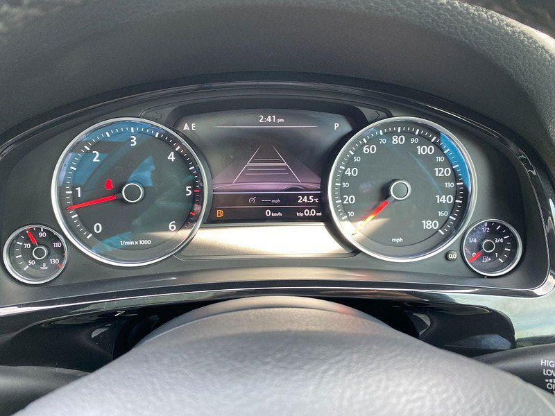 Volkswagen Touareg 4.2 TDI V8 Altitude Tiptronic 4WD Euro 5 5dr 5dr Automatic 2011