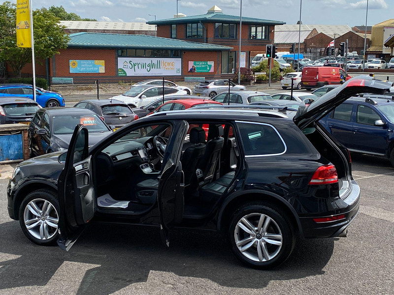 Volkswagen Touareg 4.2 TDI V8 Altitude Tiptronic 4WD Euro 5 5dr 5dr Automatic 2011