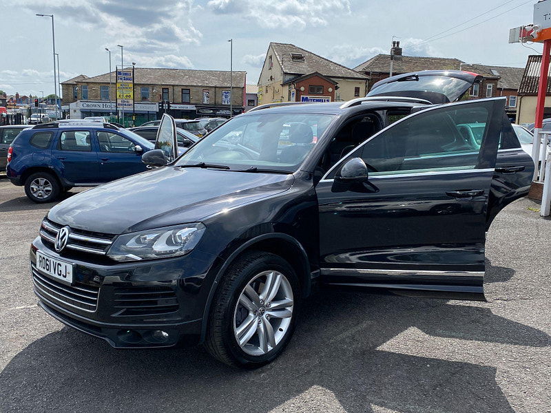 Volkswagen Touareg 4.2 TDI V8 Altitude Tiptronic 4WD Euro 5 5dr 5dr Automatic 2011