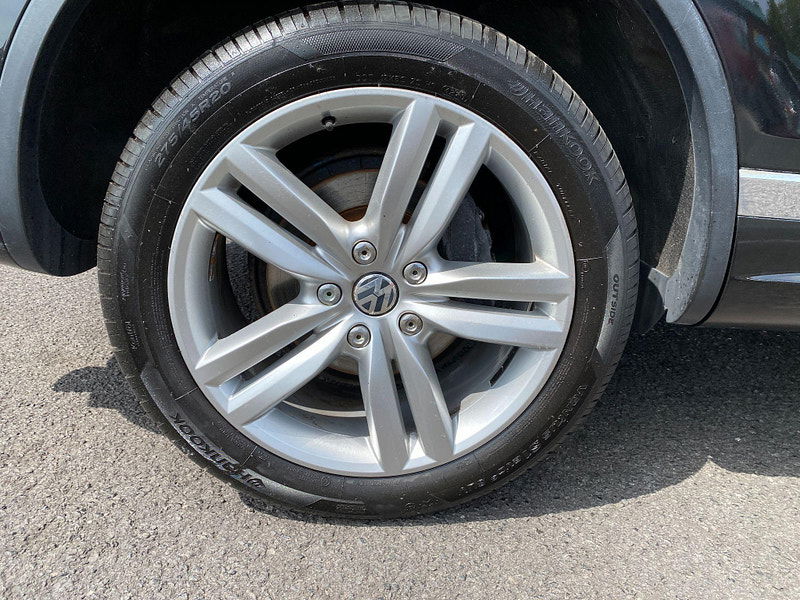 Volkswagen Touareg 4.2 TDI V8 Altitude Tiptronic 4WD Euro 5 5dr 5dr Automatic 2011