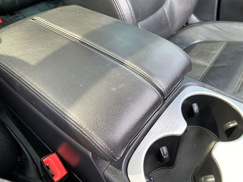 Volkswagen Touareg 4.2 TDI V8 Altitude Tiptronic 4WD Euro 5 5dr 5dr Automatic 2011