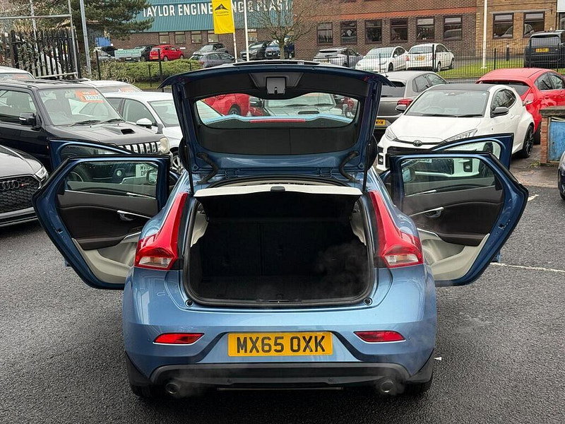 Volvo V40 1.5 T3 Inscription Auto Euro 6 (s/s) 5dr 5dr Automatic 2015