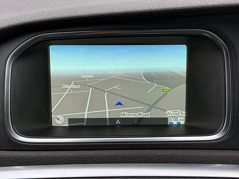 Volvo V40 1.5 T3 Inscription Auto Euro 6 (s/s) 5dr 5dr Automatic 2015