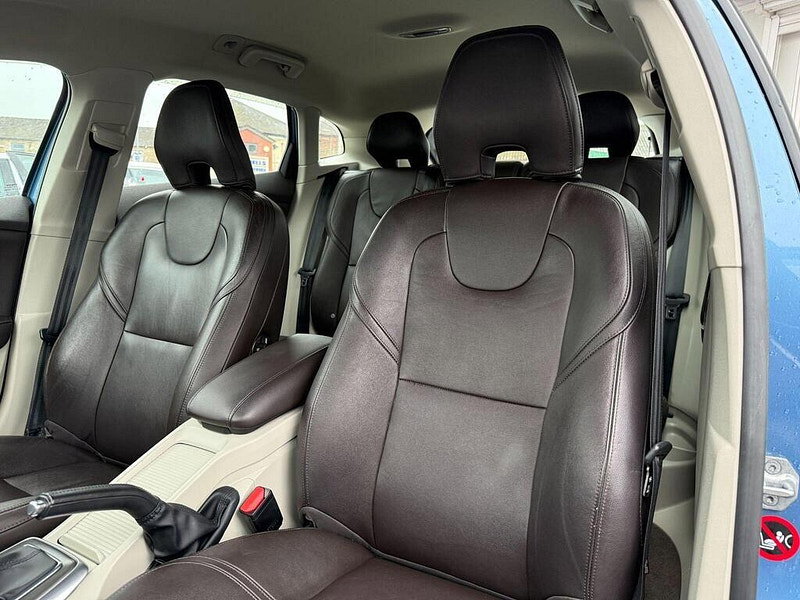 Volvo V40 1.5 T3 Inscription Auto Euro 6 (s/s) 5dr 5dr Automatic 2015