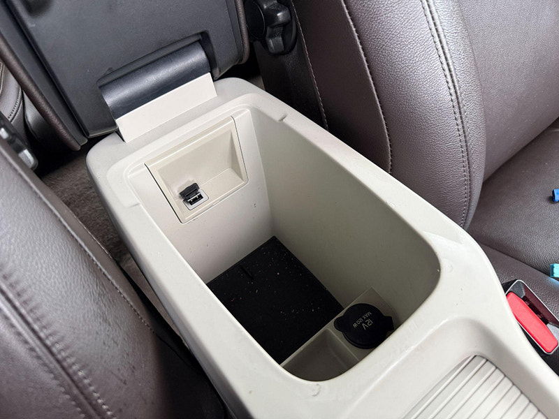 Volvo V40 1.5 T3 SE Auto Euro 6 (s/s) 5dr 5dr Automatic 2015