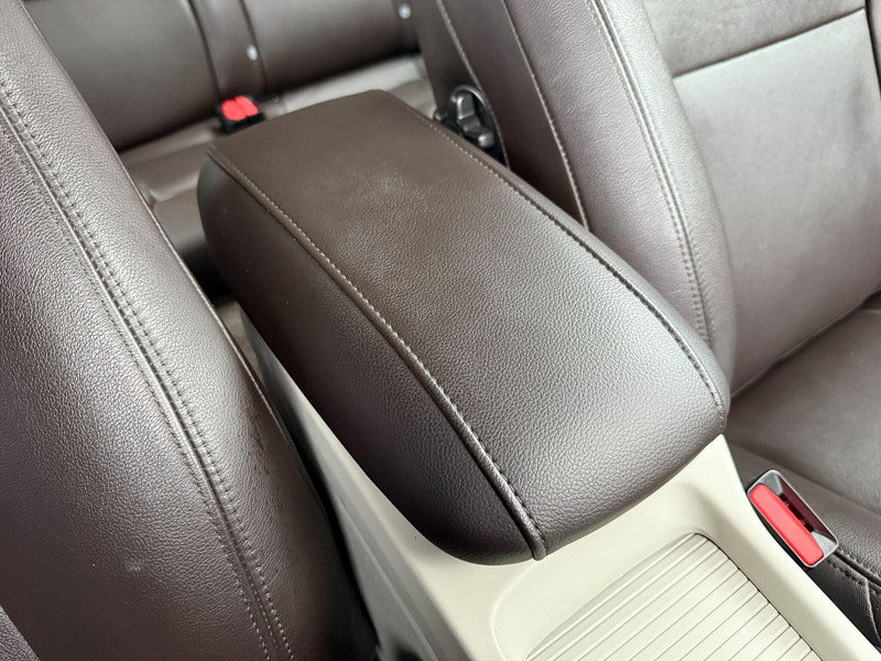 Volvo V40 1.5 T3 SE Hatchback 5dr Petrol Auto Euro 6 (s/s) (152 ps) 5dr Automatic 2015