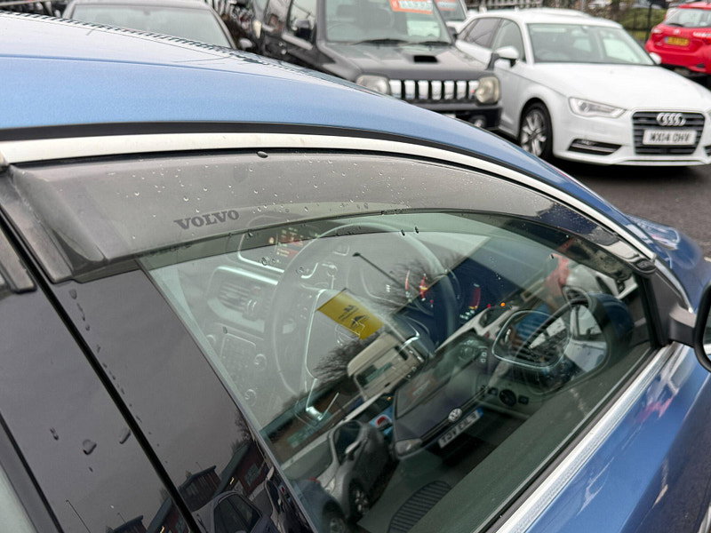 Volvo V40 1.5 T3 SE Hatchback 5dr Petrol Auto Euro 6 (s/s) (152 ps) 5dr Automatic 2015