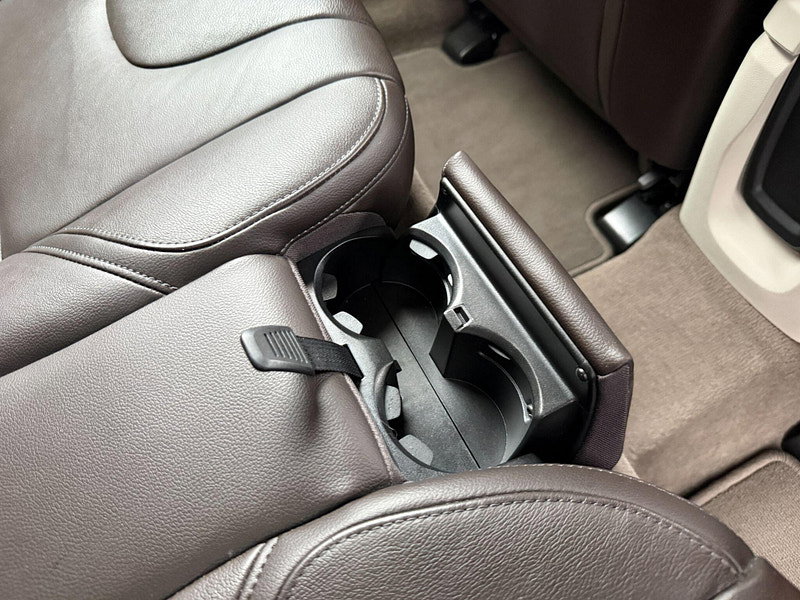 Volvo V40 1.5 T3 SE Hatchback 5dr Petrol Auto Euro 6 (s/s) (152 ps) 5dr Automatic 2015