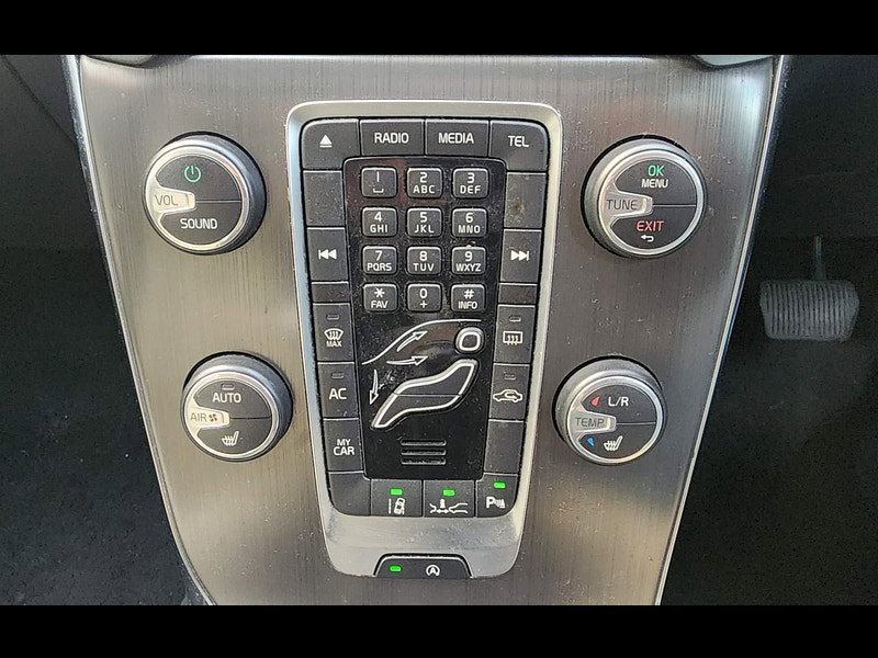 Volvo V40 1.6 D2 SE Lux Powershift Euro 5 (s/s) 5dr 5dr Automatic 2014