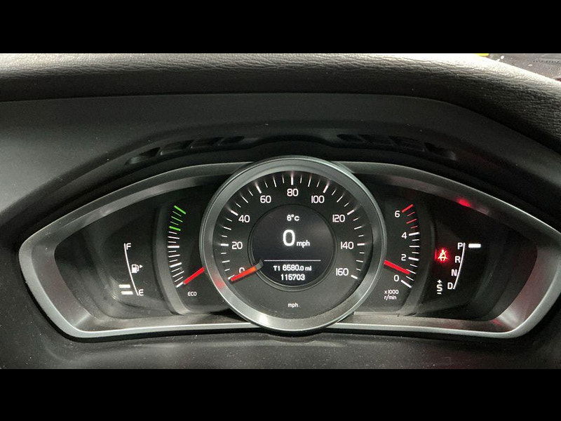 Volvo V40 Cross Country 1.6 D2 Lux Powershift Euro 5 (s/s) 5dr 5dr Automatic 2014