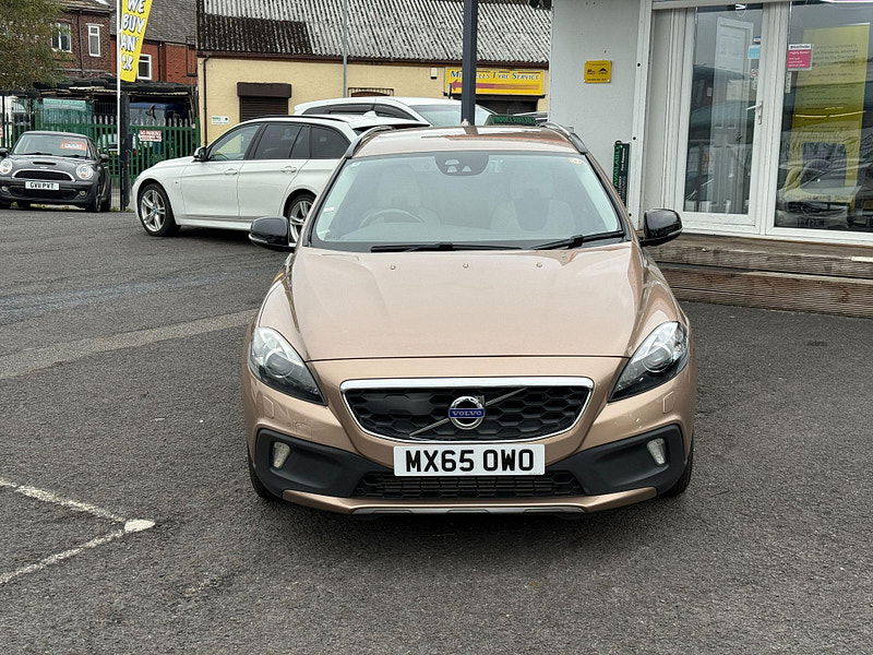 Volvo V40 Cross Country 2.0 T5 Lux Nav Auto AWD Euro 6 (s/s) 5dr 5dr Automatic 2015