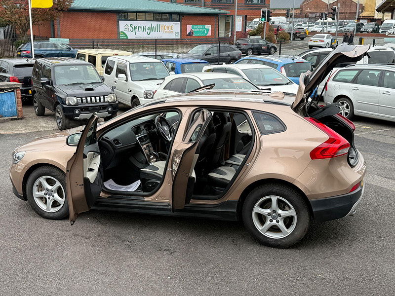 Volvo V40 Cross Country 2.0 T5 Lux Nav Auto AWD Euro 6 (s/s) 5dr 5dr Automatic 2015