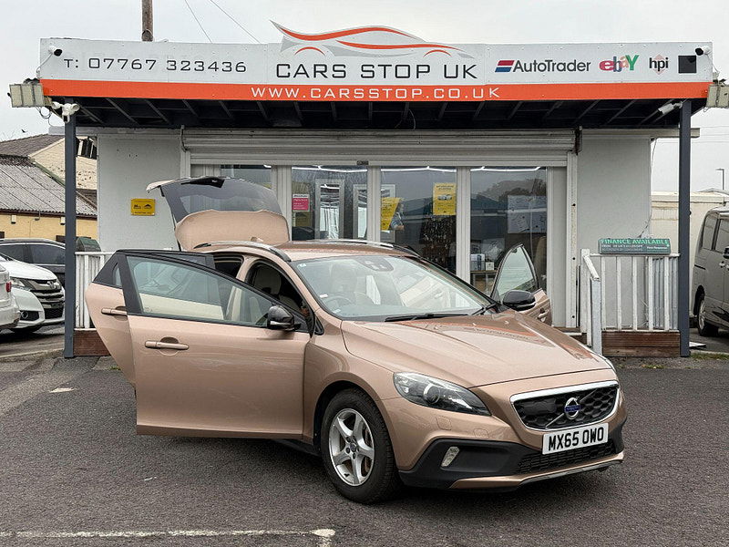 Volvo V40 Cross Country 2.0 T5 Lux Nav Auto AWD Euro 6 (s/s) 5dr 5dr Automatic 2015