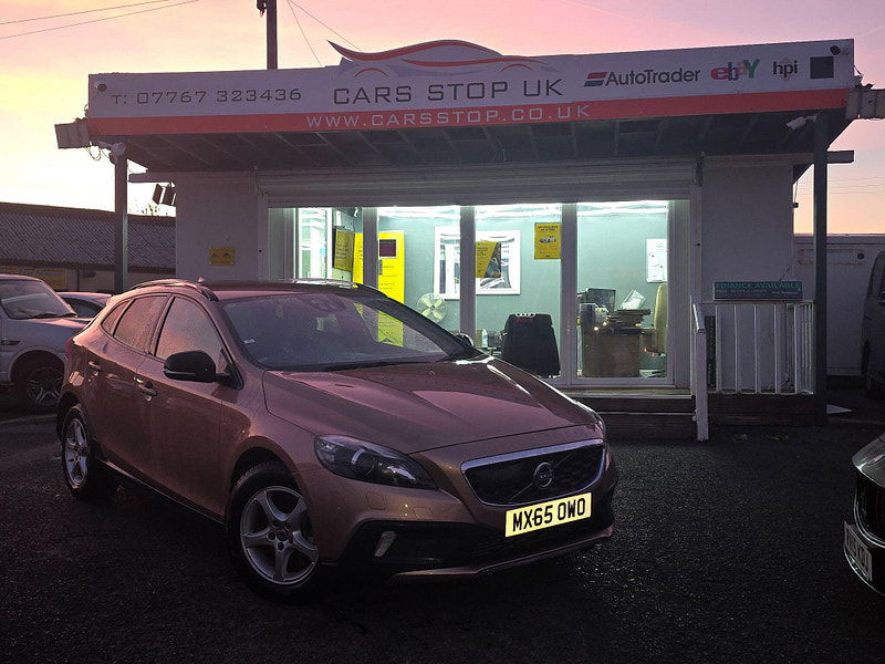 Volvo V40 Cross Country 2.0 T5 Lux Nav Auto AWD Euro 6 (s/s) 5dr 5dr Automatic 2015
