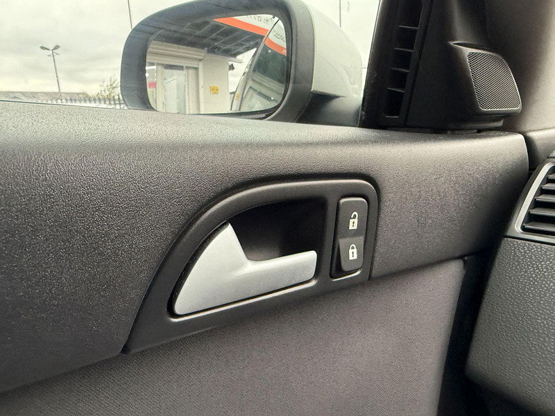 Volvo V50 2.4 SE Geartronic Euro 4 5dr 5dr Automatic 2007