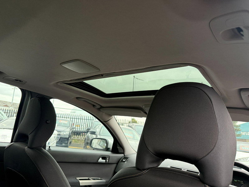 Volvo V50 2.4 SE Geartronic Euro 4 5dr 5dr Automatic 2007