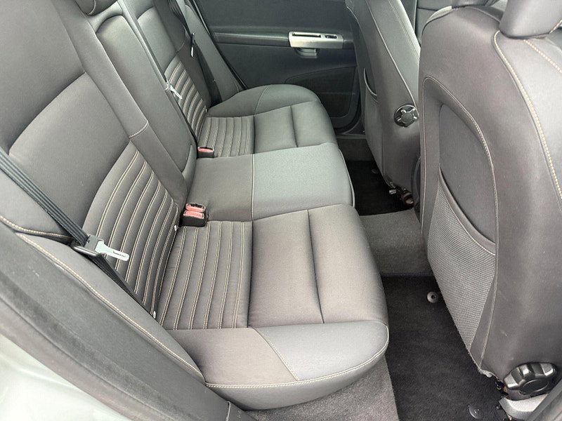 Volvo V50 2.4 SE Geartronic Euro 4 5dr 5dr Automatic 2007