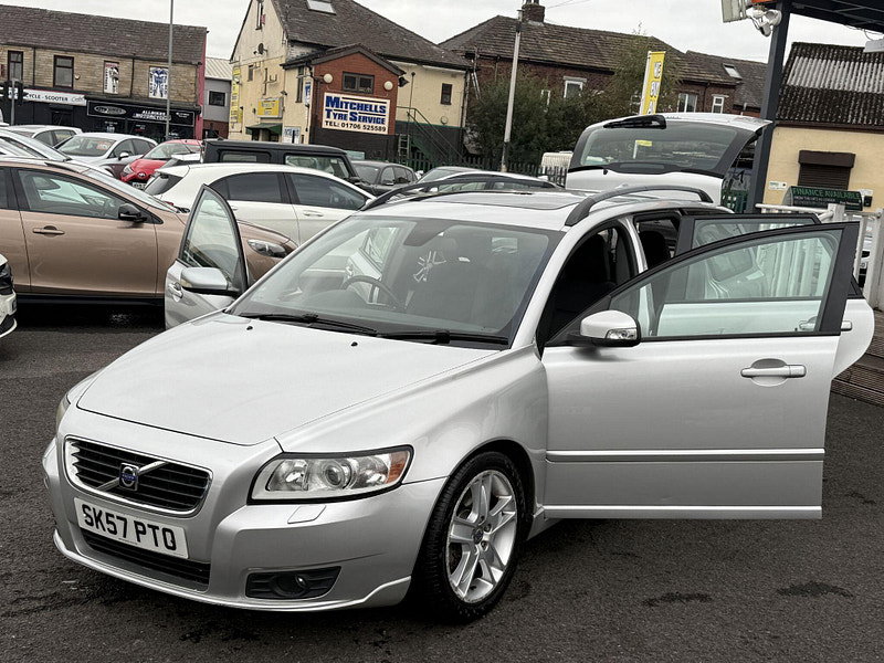 Volvo V50 2.4 SE Geartronic Euro 4 5dr 5dr Automatic 2007