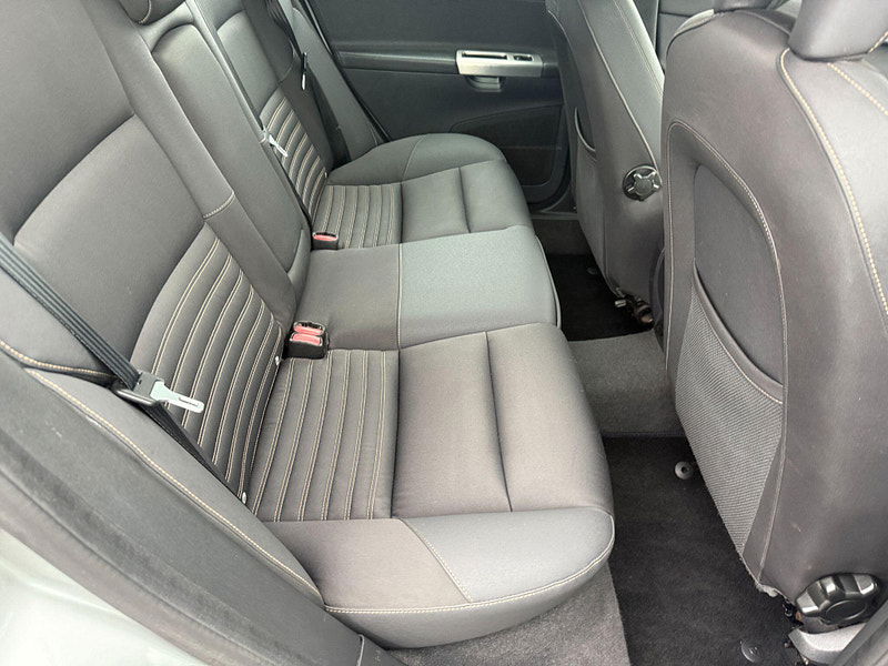 Volvo V50 2.4 SE Geartronic Euro 4 5dr 5dr Automatic 2007