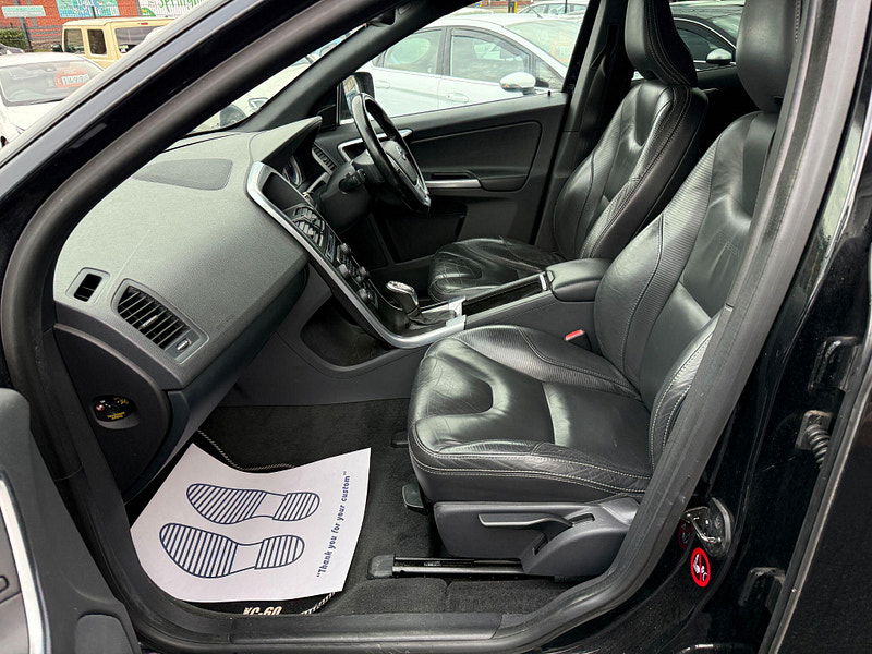 Volvo XC60 2.4 D4 R-Design Nav Geartronic AWD Euro 5 5dr 5dr Automatic 2012