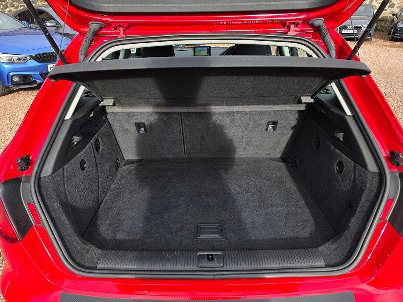 Audi A3 1.4 TFSI e-tron Sportback 5dr Petrol Plug-in Hybrid e-S Tronic Euro 6 8.8kWh (204 ps) 5dr Automatic 2026