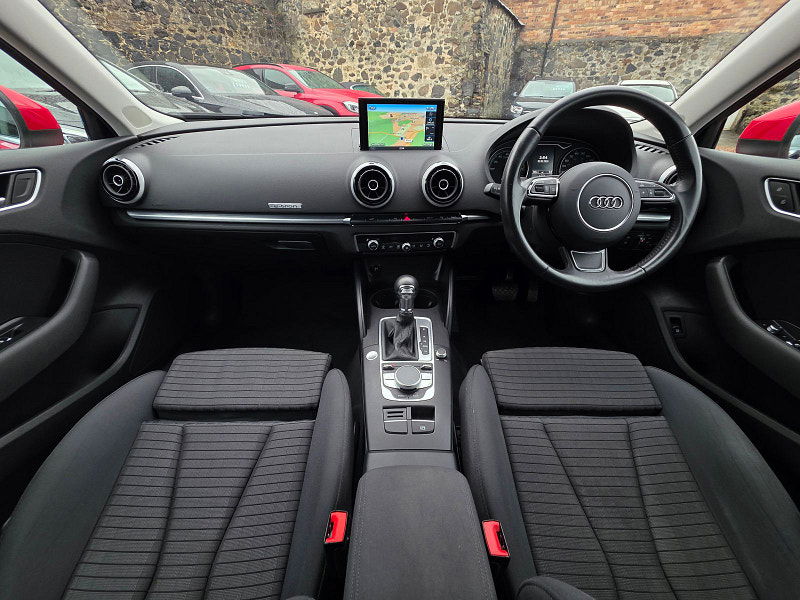 Audi A3 1.4 TFSI e-tron Sportback 5dr Petrol Plug-in Hybrid e-S Tronic Euro 6 8.8kWh (204 ps) 5dr Automatic 2026